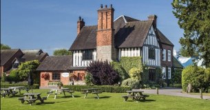 The Cheltenham Gloucester Moat House