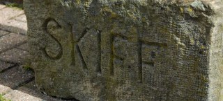 Skiff Inn logo