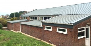 Walker Roofing Limited logo