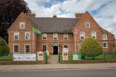 Alford Manor House Limited logo
