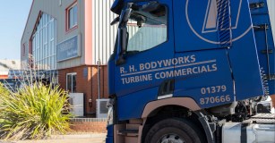 R H Bodyworks logo