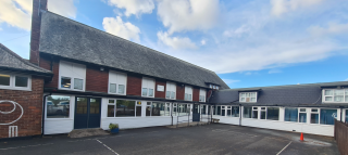 Holywell First School logo