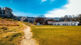 Ilkley Cricket Club logo
