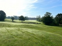 London Beach Golf Club