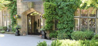 The Oakwood Hall Hotel logo
