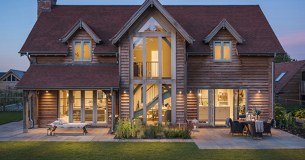 T J Crump (Oakwrights) Limited
