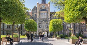 Brighton College Prep School logo